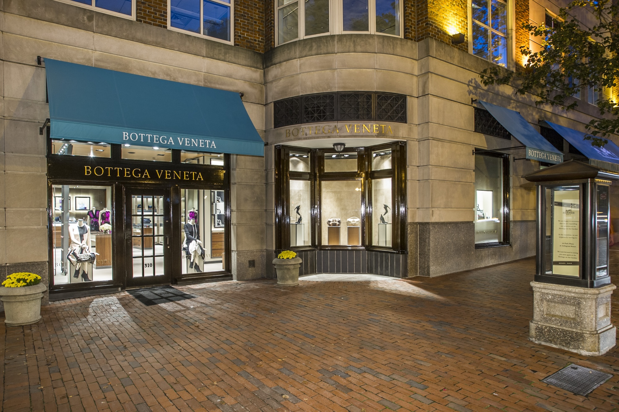 Boston Ma Retail Design Storefront