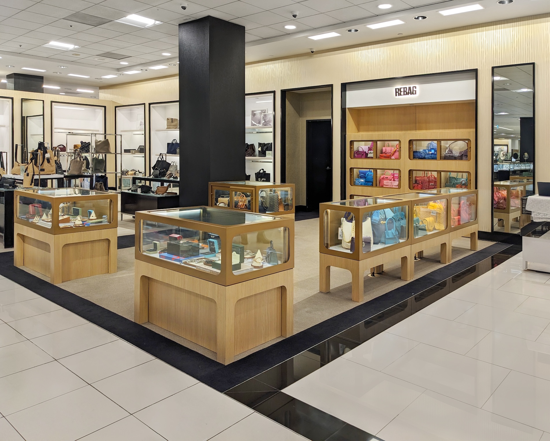 Pen110 Studio Sherman Oaks Ca Retail Interior Design