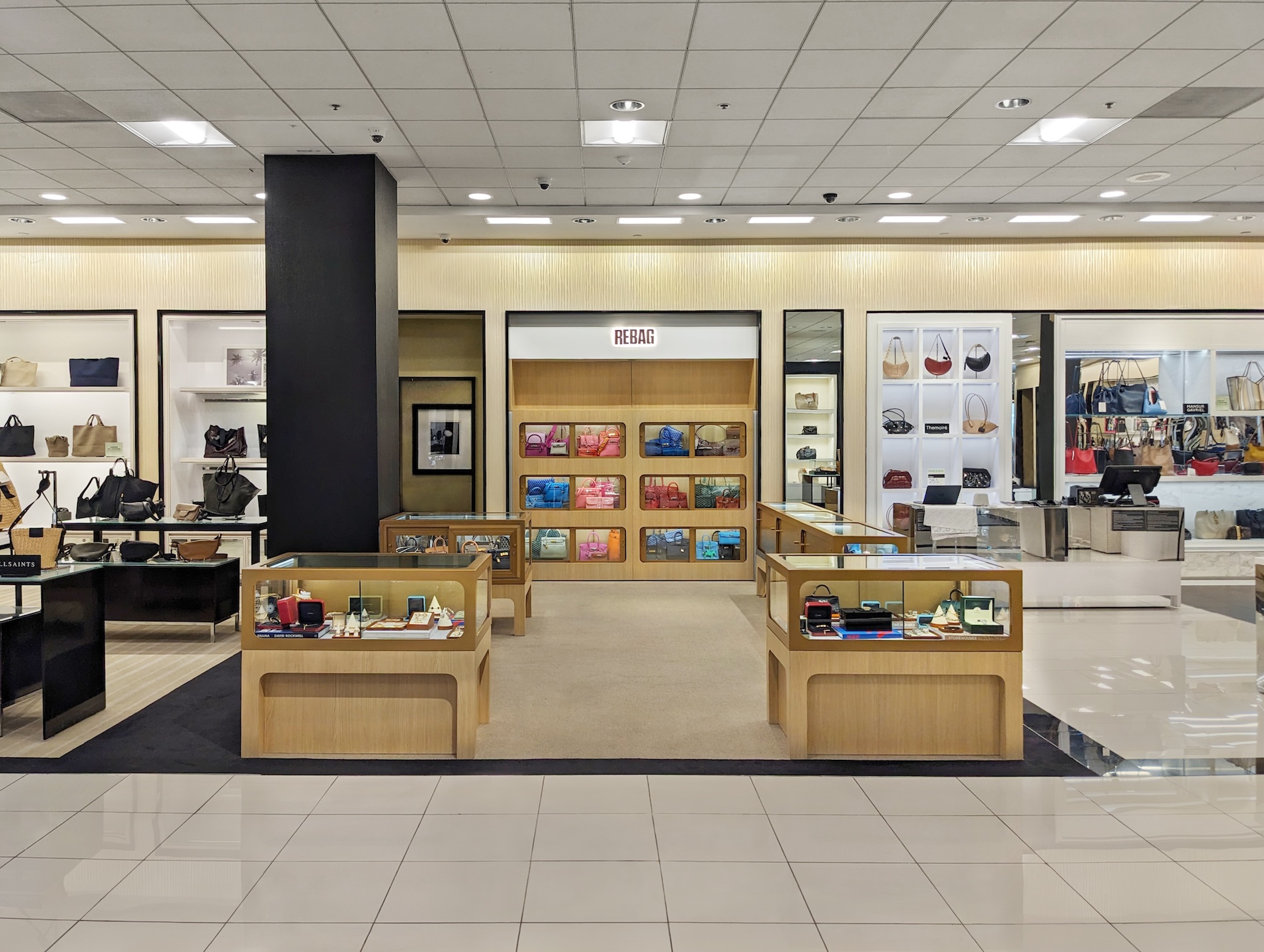 Sherman Oaks Ca Retail Interior Design